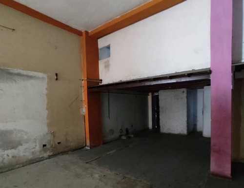 Vendo 2 Locales Comerciales Unidos En Higuerote
