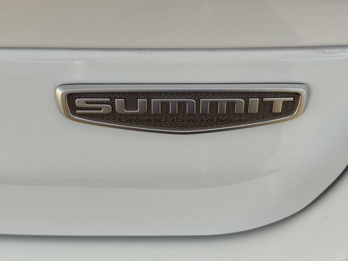 Imagen 14 de 15 de Jeep Grand Cherokee L Summit