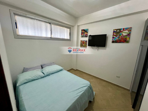 Remax Vende Apartamento En Tucacas, Listo Para Disfrutar, En Edificio Roca Marina.
