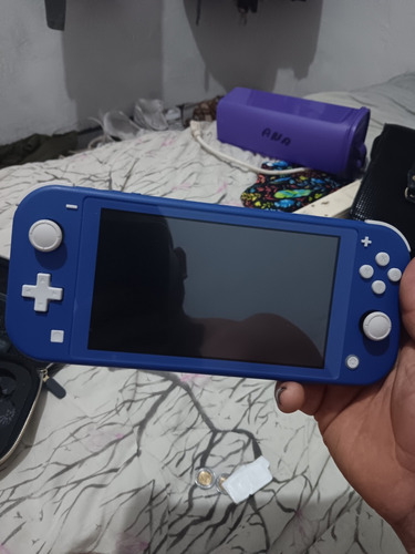 Nintendo Swhitch  Azul Con 1 Juego 