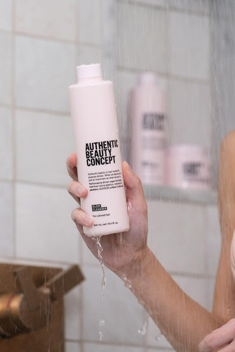 Limpador De Brilho Com Conceito De Beleza AutĂȘntica | Shampo
