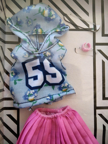 Barbie Conjuntos Accesorios Y Moda Paquete 2 (Usado)