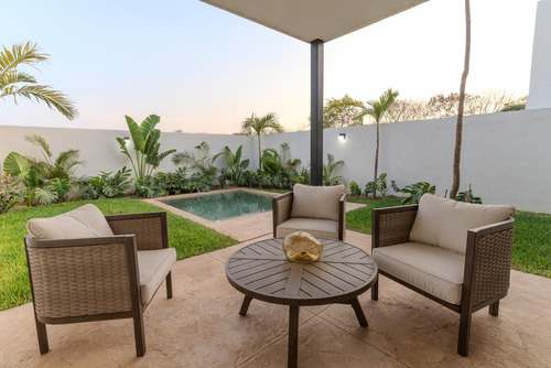 Casa En Venta Merida, En Fraccionamiento Real De Montejo, 1 Planta, Diciembre 2025.