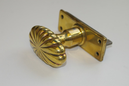 Falleba Pomo Puño Oval Gajo De Bronce De 1/2 Embutir . Bronce (Usado)