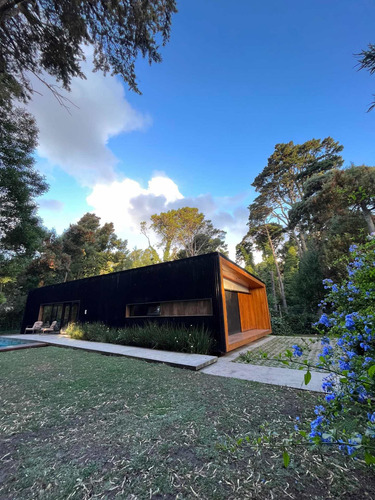 Casa Kiri De Diseño Funcional En Bosque Peralta Ramos - Mar Del Plata