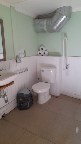 Casa En Venta De 5 Dorm. En Providencia
