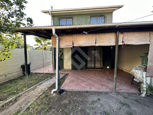 Casa En Venta De 3 Dorm 2 Baños Barrio Los Bosquinos Maipú