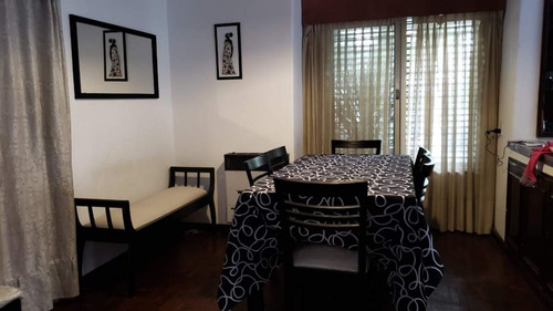 Casa En Venta De 3 Dormitorios En Barrio Paso De Los Andes.