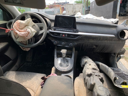 Imagen 9 de 12 de Kia Forte Sedan A/t 2.0 2020. Solo Por Partes Desarme De Ase