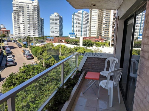 Apartamento En Venta Brava 2 Dormitorios-ref:2292
