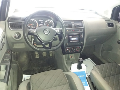 Imagen 14 de 15 de Volkswagen Suran Highline 1.6 Msi Sb