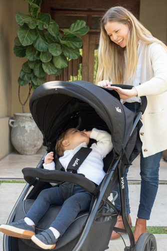 Imagen 8 de 10 de Cochecito De Bebé Joie Litetrax 3 Travel System