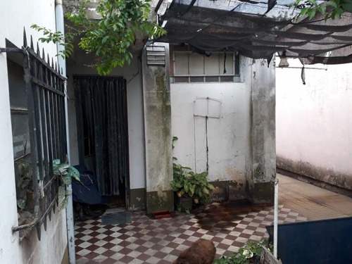 Casa De Corte Antiguo A Reciclar O Demoler-adrogue
