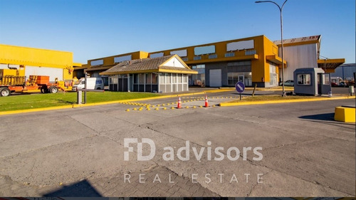 Arriendo De Bodegas En Centro Logístico 481 M2 - Concepción