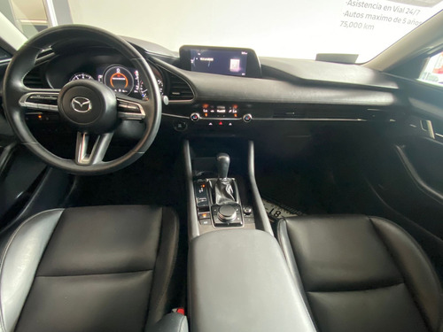 Imagen 9 de 10 de Mazda Mazda 3 2020 2.5 I Grand Touring Sedan At
