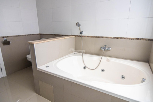 Alquiler Y Venta Apartamento 3 Dormitorios +servicio Carrasco Rambla Y 6 De Abril Hogar Parrilla Gj