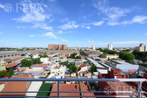 Venta De Departamento 3 Ambientes Con Balcón Corrido En Sarandí
