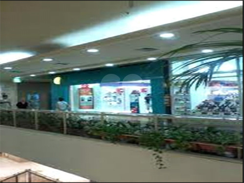 Imagem 19 de 19 de Ponto Comercial No Shopping Ibirapuera Piso Campo Belo. - Reo654673