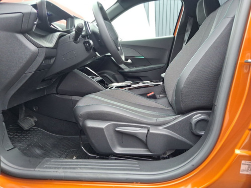 Peugeot 2008 1.2 Active Pack 130Hp Eat8