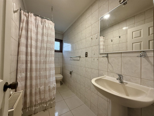 Casa En Arriendo De 3 Dorm. En Punta Arenas