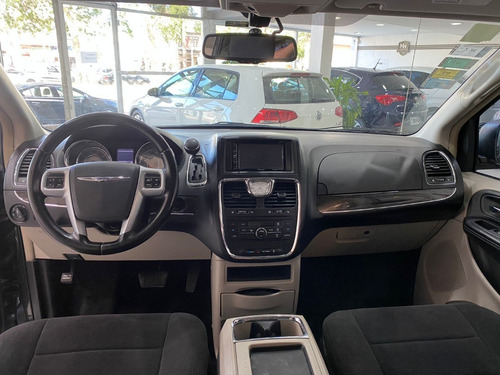 Imagen 11 de 16 de Chrysler Town & Country