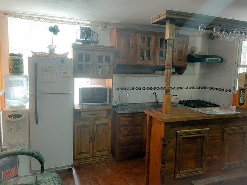 Imagen 22 de 29 de Amplia Casa Con Locales Funcionando Al Frente,depto Y Pileta
