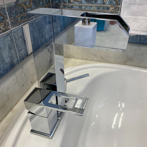 Mezcladora Para Lavamanos De Baño Monomando (Usado)