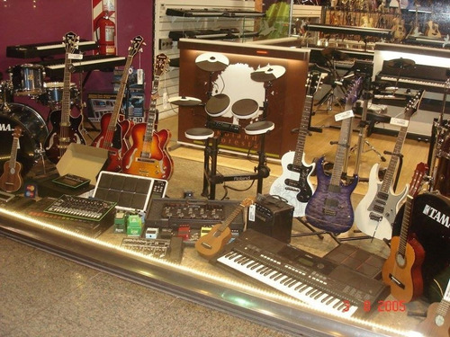 Piano Eléctrico Yamaha P45 - Promusica Rosario Negro