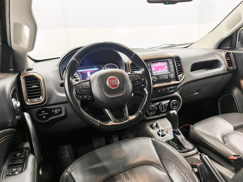 Fiat Toro 2.0 16V TURBO DIESEL VOLCANO 4WD AT9