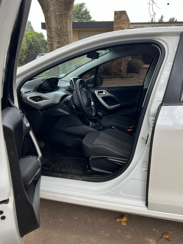 Peugeot 208 1.6 Allure