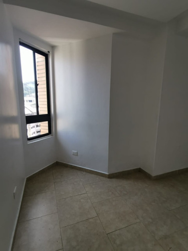 Imagen 8 de 15 de Apartamento En Res. Merlot Suites, Foa-2047