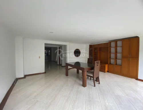 Apartamento En Arriendo En El Castillo. Cod A776131