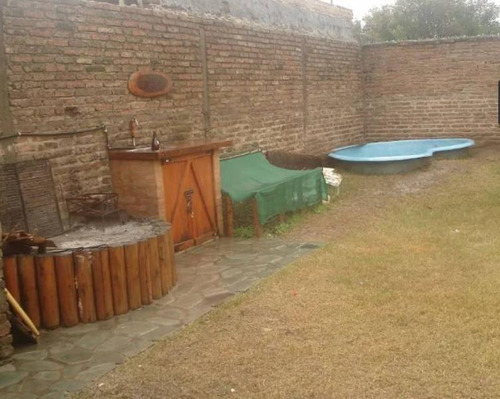 Imagen 7 de 8 de Vendo Casa 2 Dormitorios Y Amplio Patio.