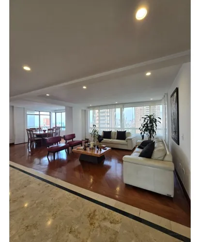 Arriendo Apartamento En Poblado- Milla De Oro