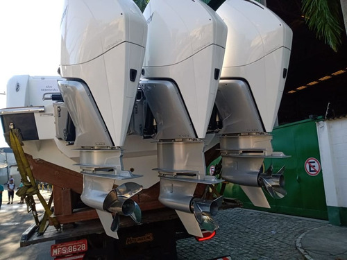 Fishing 390 Solarium 3 X 300 Hp Mercury Verado Joystick
