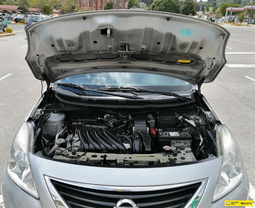 Nissan Versa Advance Automatico 1600