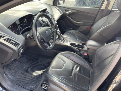 Imagen 2 de 12 de Ford Focus Se 2015