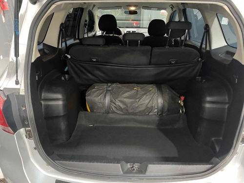 Imagen 9 de 21 de Chevrolet Spin 2020 1.8 Lt 5as 105cv