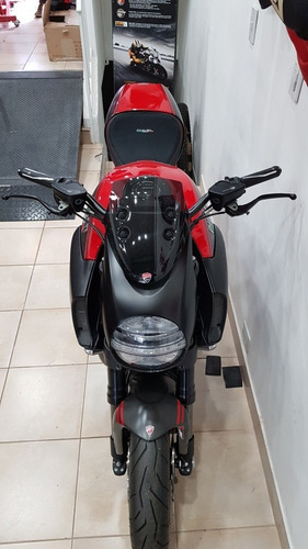 Ducati Diavel Star Carbon Red 1200