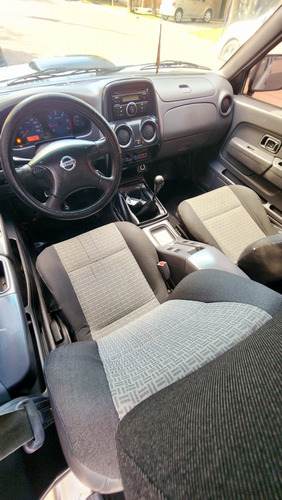 Nissan NP300 2.5 Cabina Doble 133cv 4x2