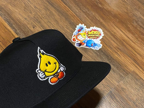 Gorra World Industries Skate Amarilla Negro Único Lisa