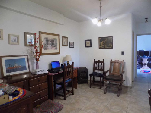 Casa S/lote Propio 4 Amb Pileta Garage Haedo Chico