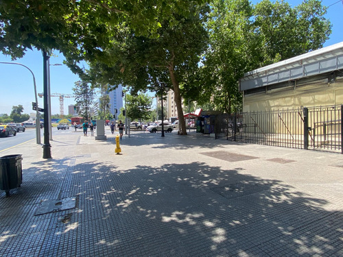Alameda / Vicuña Mackenna / Amplia Factibilidad Comercial