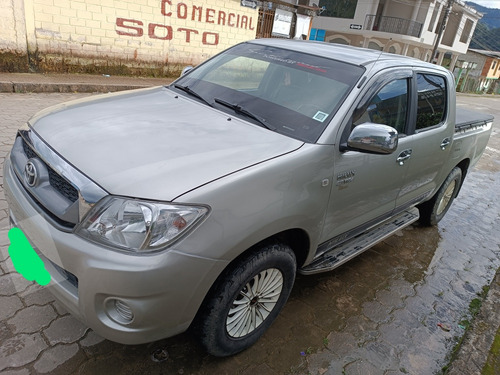 Imagen 2 de 10 de Toyota Hilix 2.7 2012 D/c