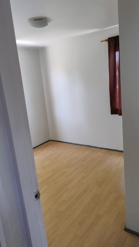 Casa 3 Dorm, 2 Baños En Arriendo