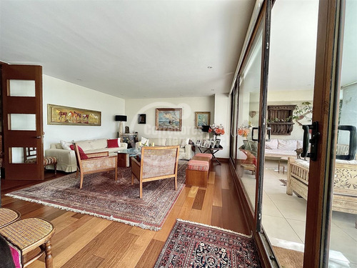 Departamento En Venta De 4 Dorm. En Las Condes, Jardín,
