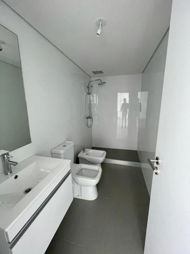 Apartamento De 2 Dormitorios En Nostrum Bay Con Renta Activa