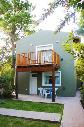 Imagen 1 de 16 de Cabañas En Tandil