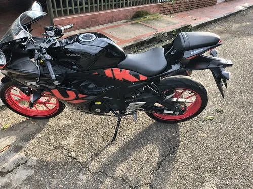Gsx R 150 Perfecto Estado Comprada 10 De Mayo 2024