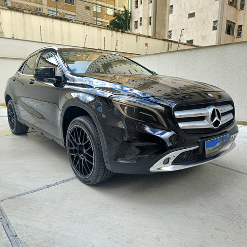 Mercedes-Benz Classe GLA 1.6 Enduro Turbo Flex 5p